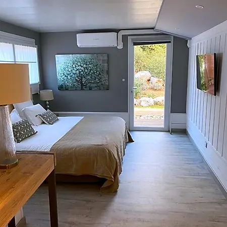 Au Gre Du Sud Bed & Breakfast