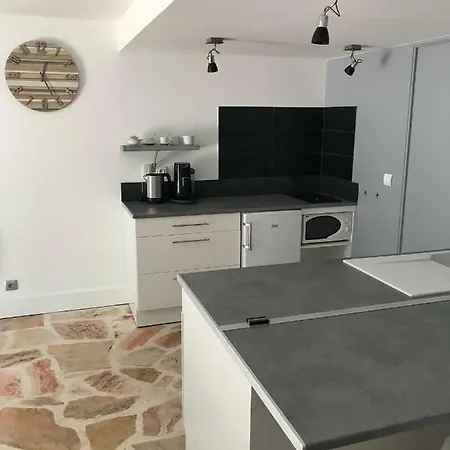 Au Gre Du Sud Alojamento de Acomodação e Pequeno-almoço Puéchabon